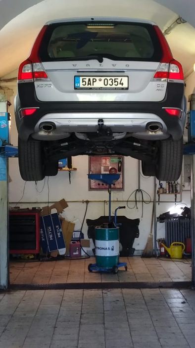 výměna oleje a filtrů Volvo